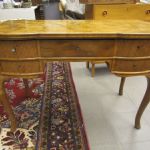 695 8317 WRITING DESK